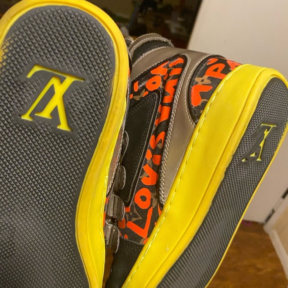 SHOES TO SEE !!!! - Picture 7 of 9